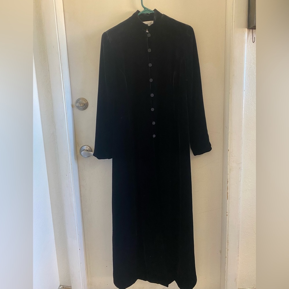 Rena Rowan Duster, Size 4